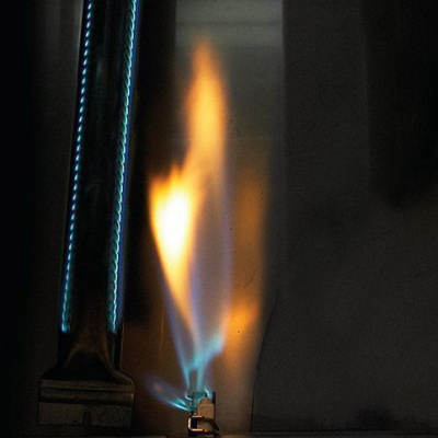 Газовый гриль NAPOLEON Rogue 425 RSB (черный, с конфоркой и вертелом) — купить с доставкой и консультацией